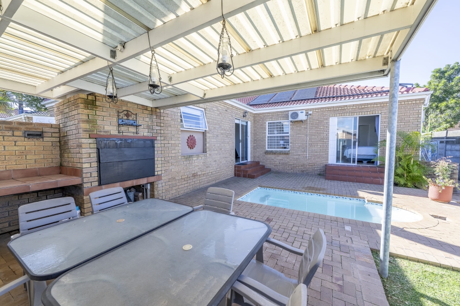 3 Bedroom Property for Sale in Protea Heights Western Cape